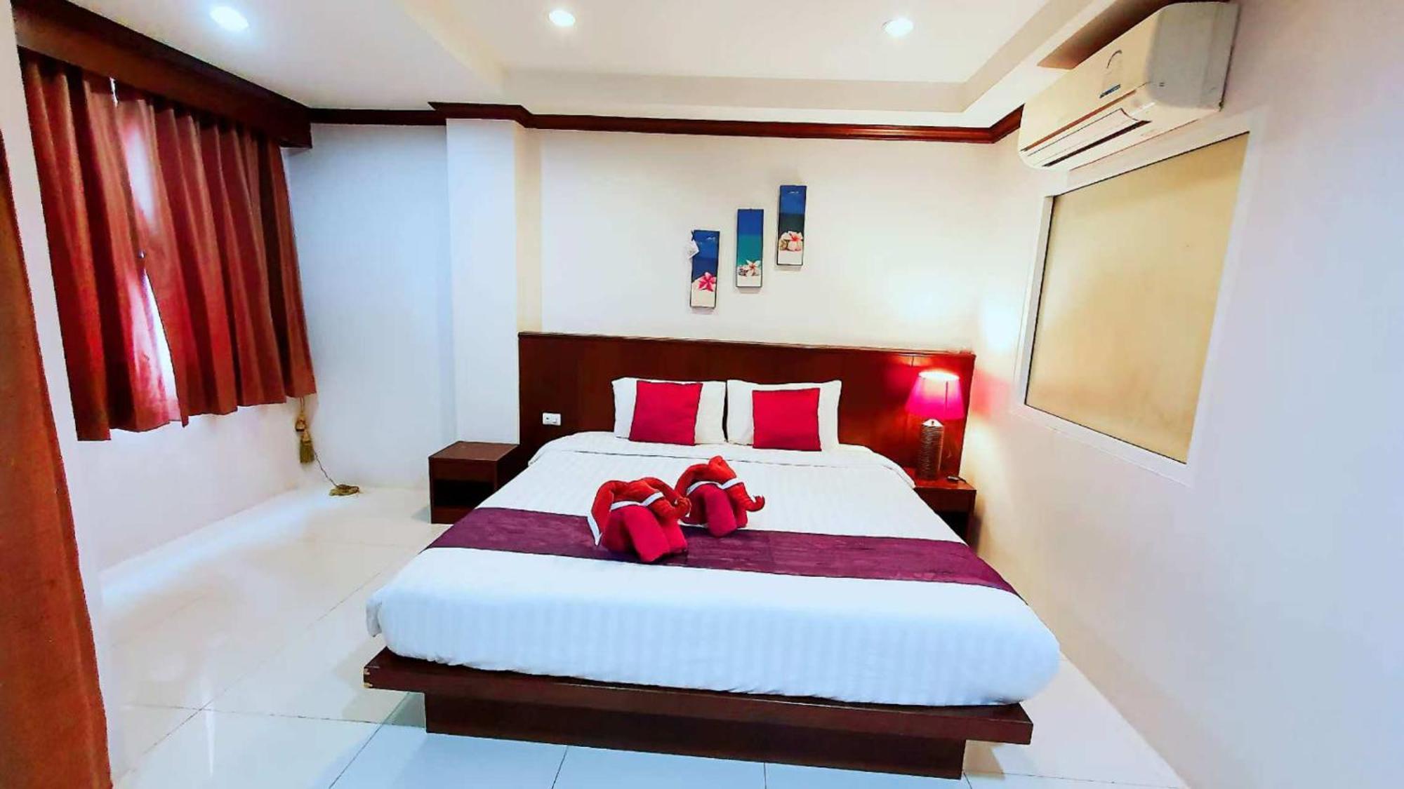 水果天堂旅馆 Hotel Patong Екстериор снимка